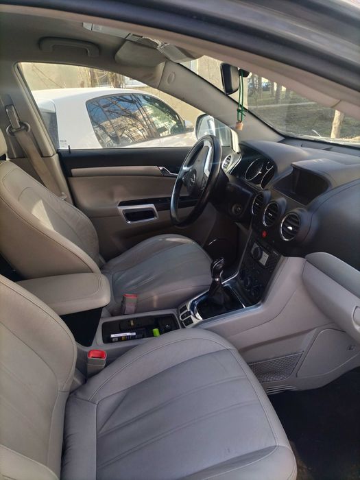 Vând auto Opel antara an 2012