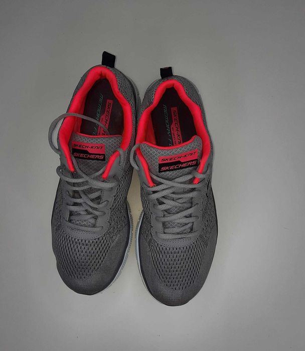 Depozit en gros – încălțăminte second hand bărbați – la sac 25kg