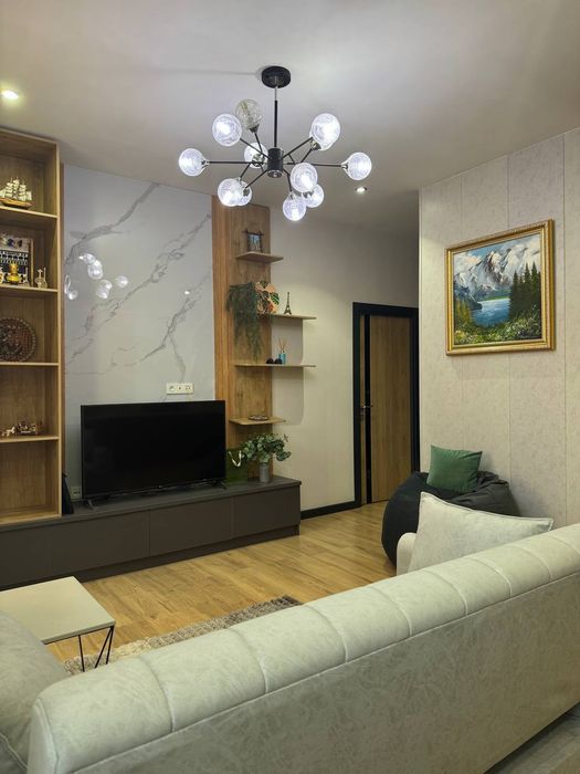 Срочно продаётся 2 ком Чехова улица