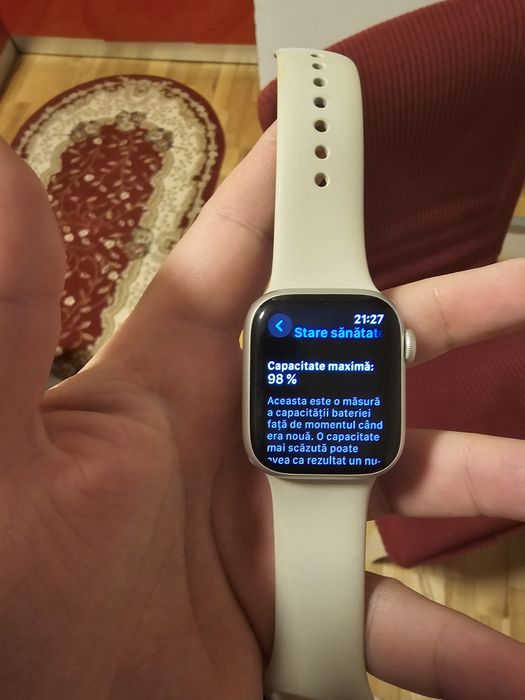 Apple Watch 9, GPS, Carcasa Starlight Aluminium 41mm, Starlight Sport Band - S/M