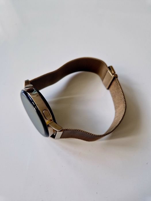 Смарт часовник - Huawei Watch 3 42 mm + подарък