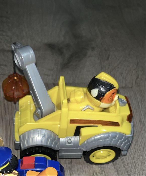 Пес патрул кучета с коли Рабъл  и Тракър Paw Patrol