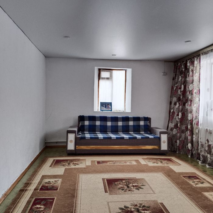 Продам два дома в одном дворе