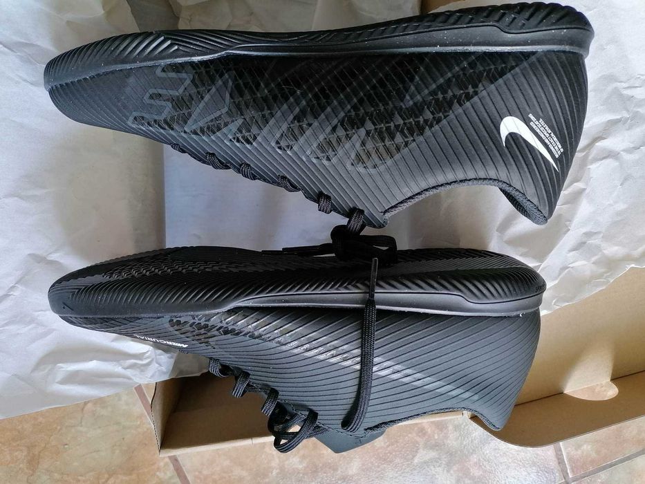 Vand ghete fotbal sală Nike Mercurial Vapor 15 Club IC marime: 42.5