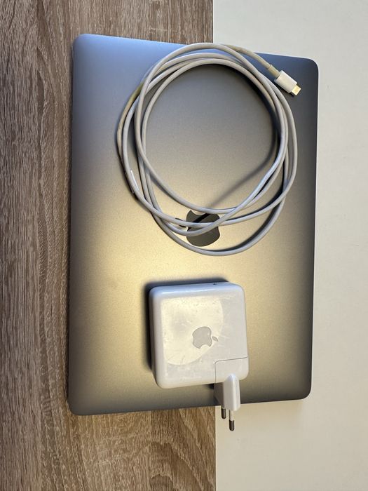 Macbook Pro 13inch A2159 ecran defect