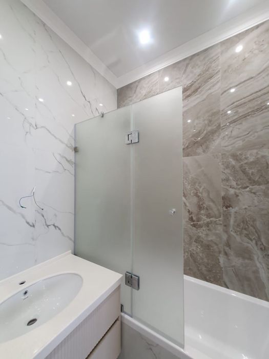 Душевые кабины, лофт перегородки, ванные шторки