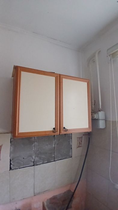 Отдам комплект б/у мебели