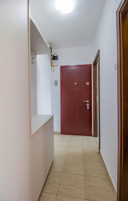 Inchiriez apartament 2 camere