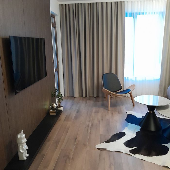 Продава се Двустаен апартамент в Пловдив, Южен - 70 кв.м за 2543 €/кв.м - Снимка #2