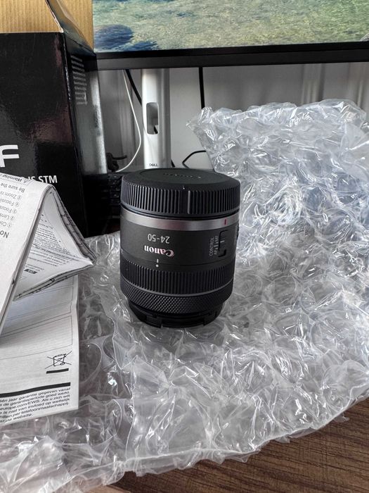 Obiectiv Canon RF 24-50 IS STM