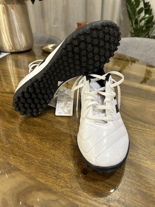 Футболни Стоножки  Adidas Golleto 7 TF