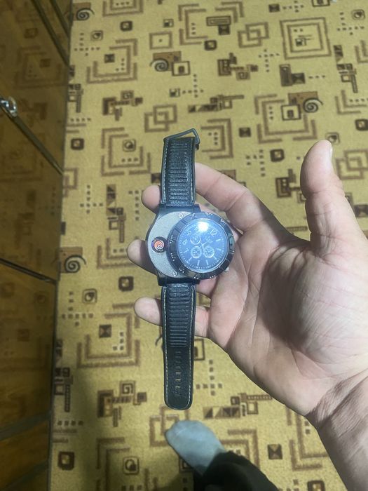 Продаётся часы классные