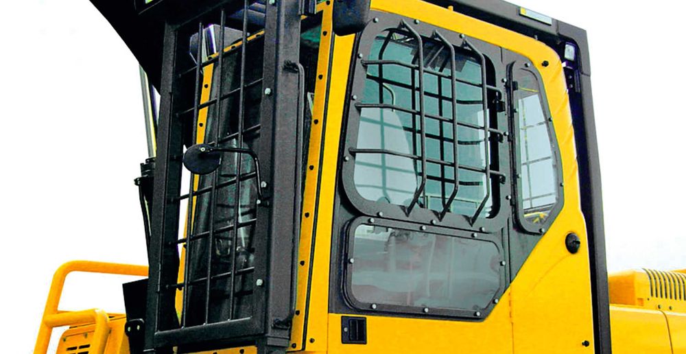 Работа со спецтехникой, замена стекол