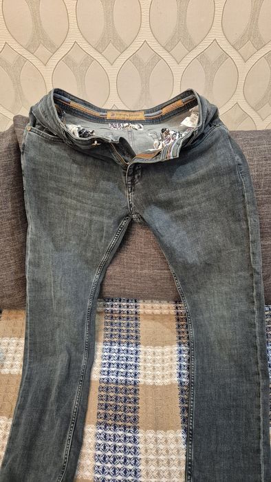 Мужские джинсы 32 р