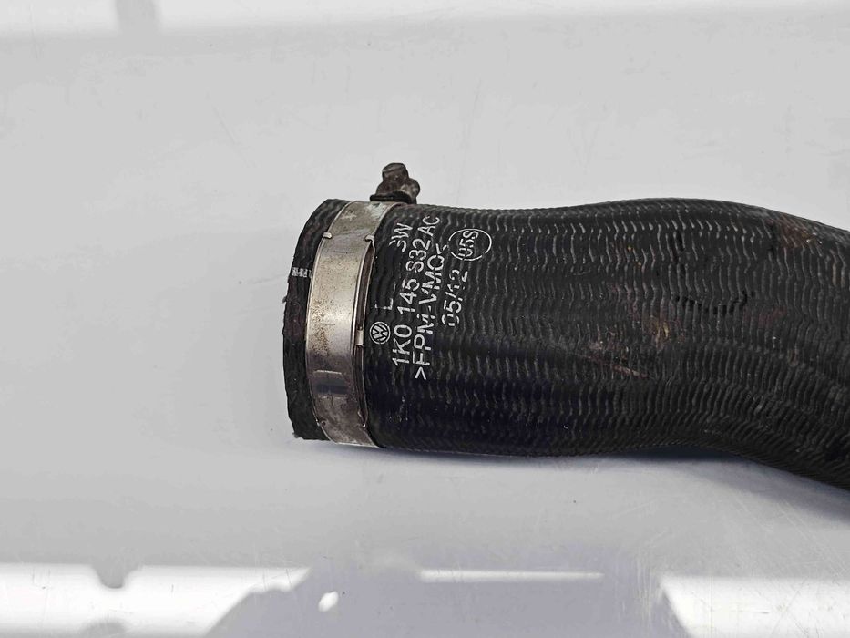 Furtun intercooler  Volkswagen Touran (1T3) [Fabr 2010-2015] 1K0145832