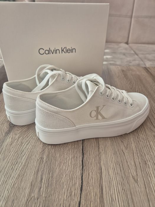 Дамски кецове CK