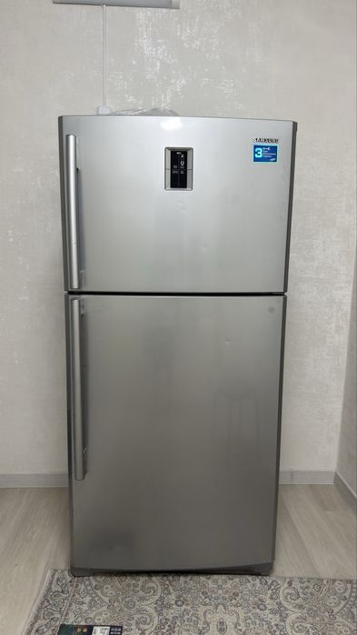 Холодильник samsung