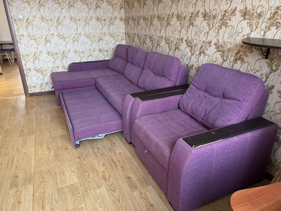 Диван угловой б/у