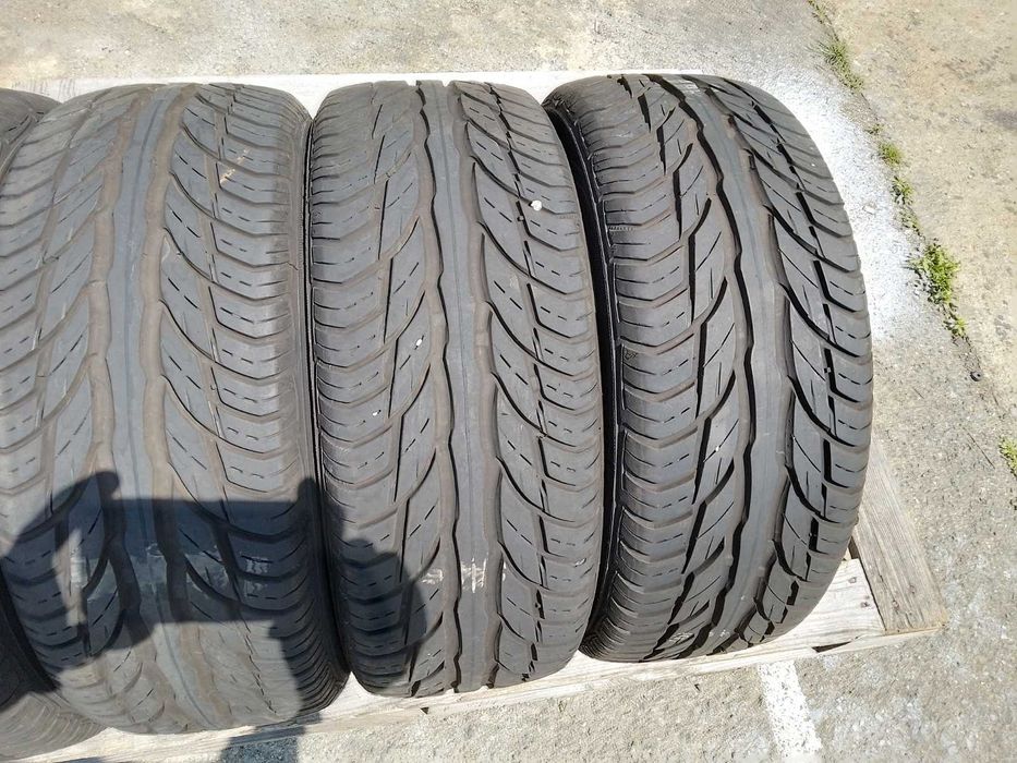 195/50/15 Унироял ДОТ 2012 г