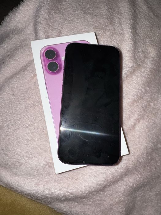 Iphone 16 pink 128 GB stare perfecta