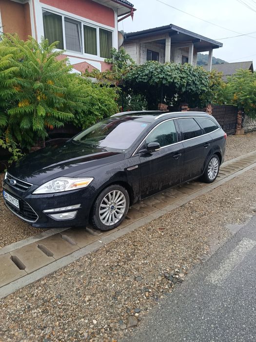 Schimb  urgent cu SUV + diferența:Ford Mondeo Titanium X,2013,1,6tdci