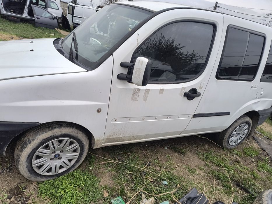 Фиат Добло 1.9 жтд на части