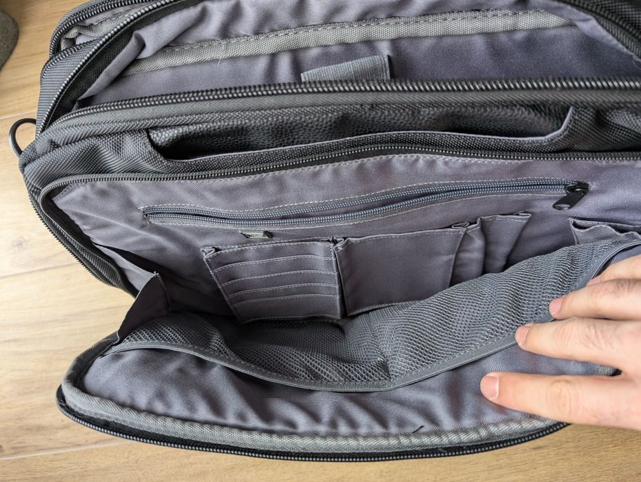 Чанта за лаптоп Reaction Kenneth Cole