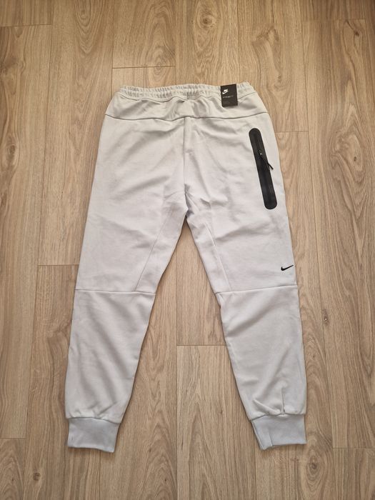 Страхотно мъжко спортно долнище NIKE размер S M L XL