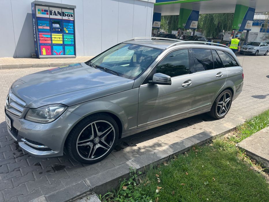 c class ' Mercedes-Benz ' OLX.ro