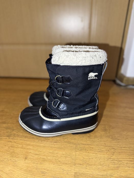 Cizme Sorel iarnă impermeabile, mărimea 36, stare foarte bună