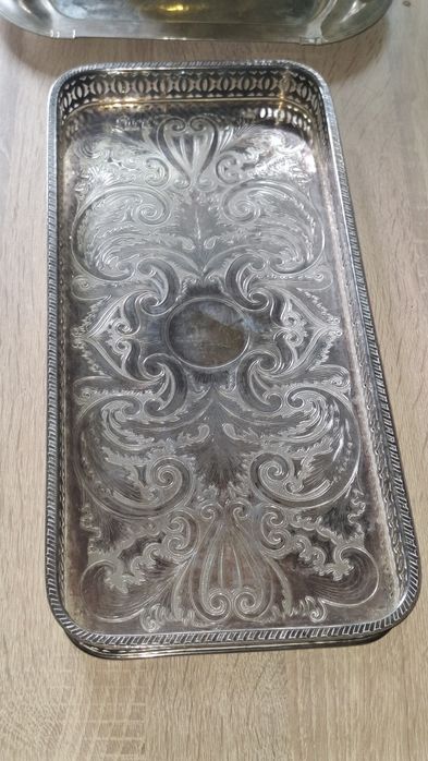 Посребрена табла паднос