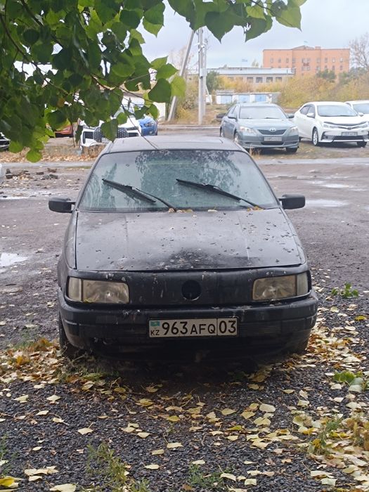 Passat b3 седан Черный