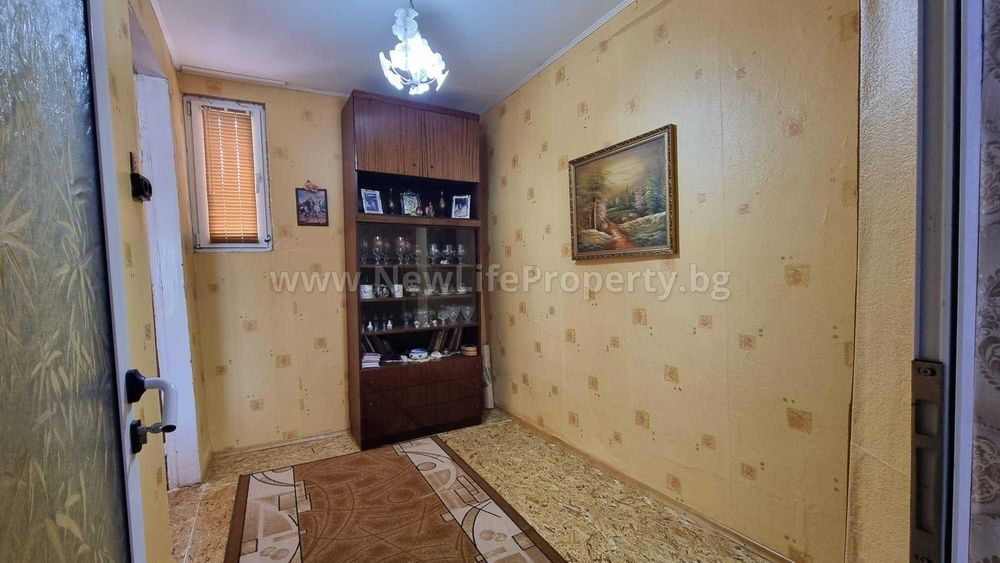Продава се Многостаен апартамент в Бургас, Център - 100 кв.м за 1260 €/кв.м - Снимка #4