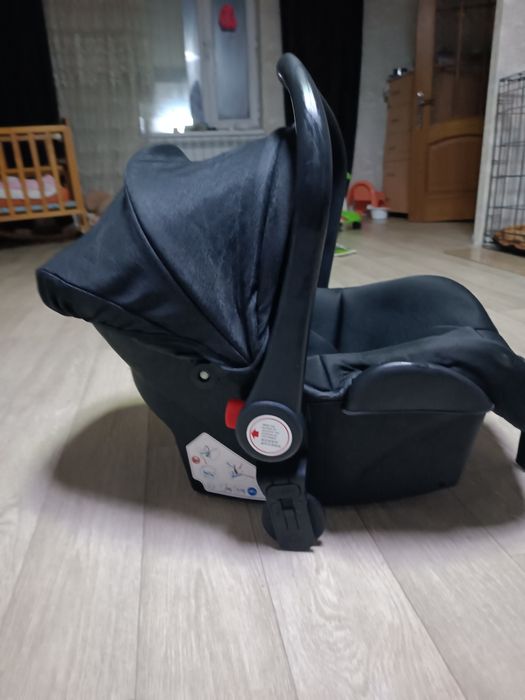 Продам автокресло