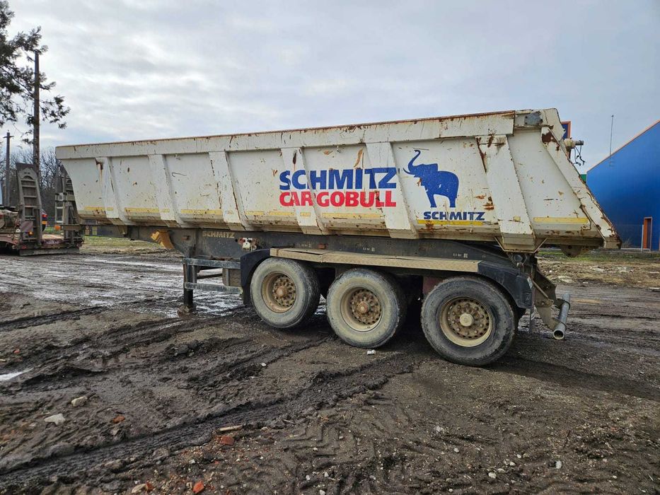 Semiremorca Schmitz