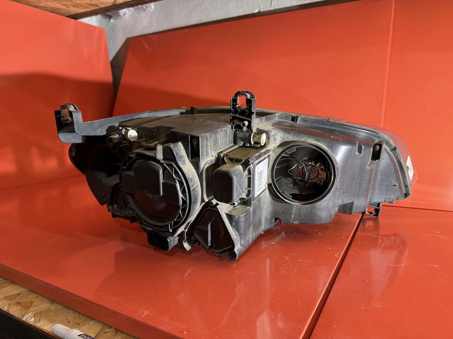 Ляв фар за BMW X5 E70 Халогенен