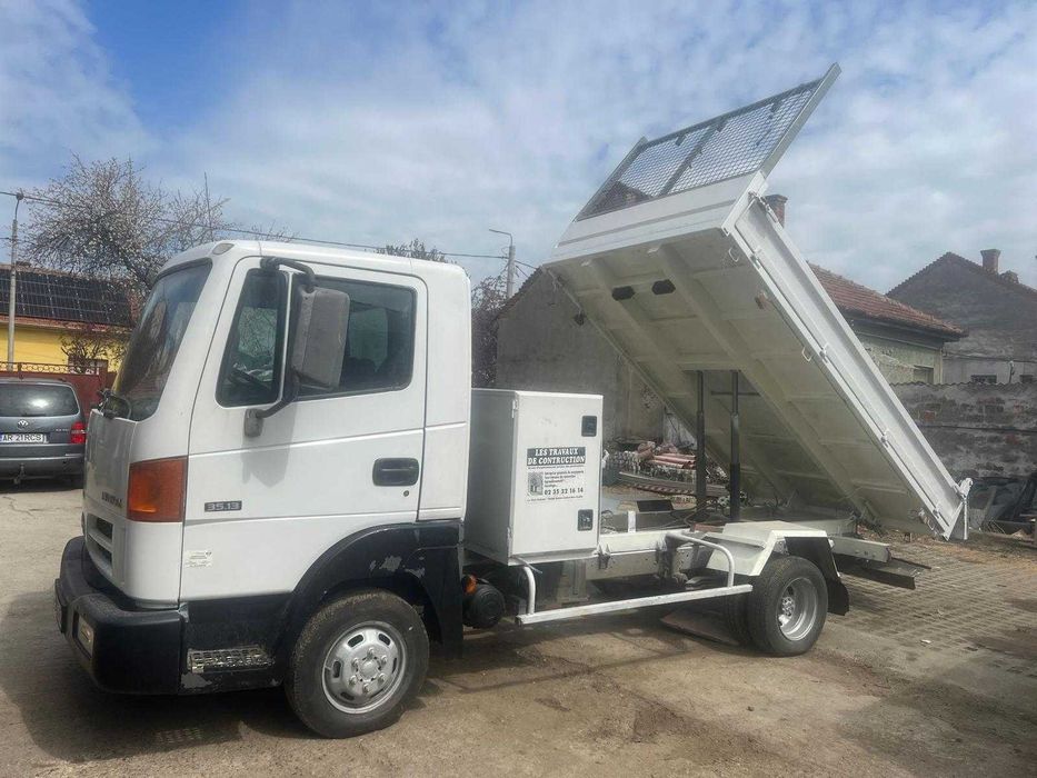 Nissan Atleon 35-15 basculabil