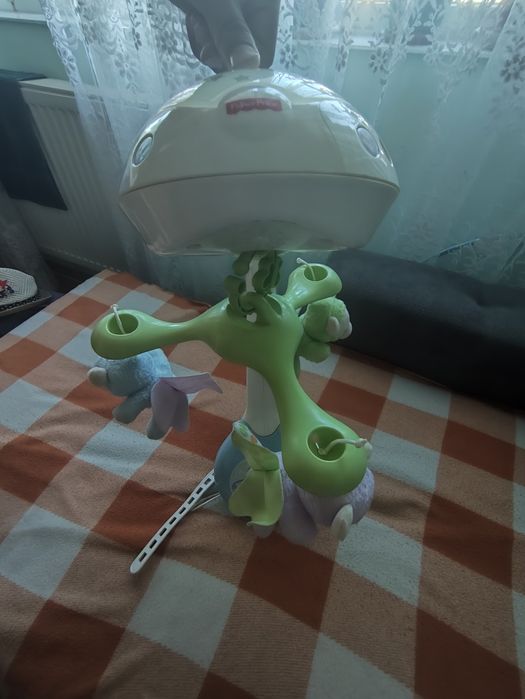 Carusel muzical pentru pătuț Fisher-Price – Stare perfectă de funcționare