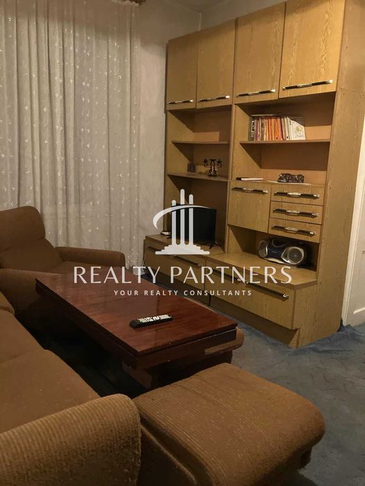 Продава 2-стаен – кв. Изток, гр. Перник