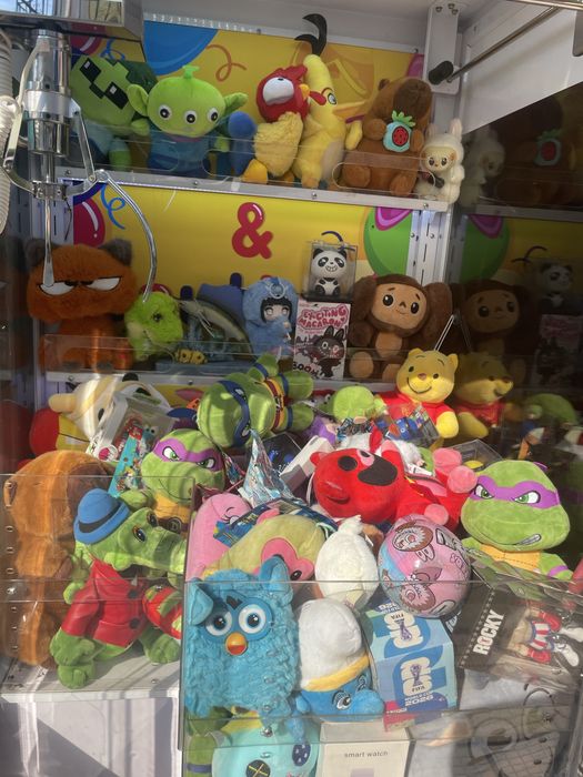 Машини за играчки-ключодържатели,кран,пинк дейт