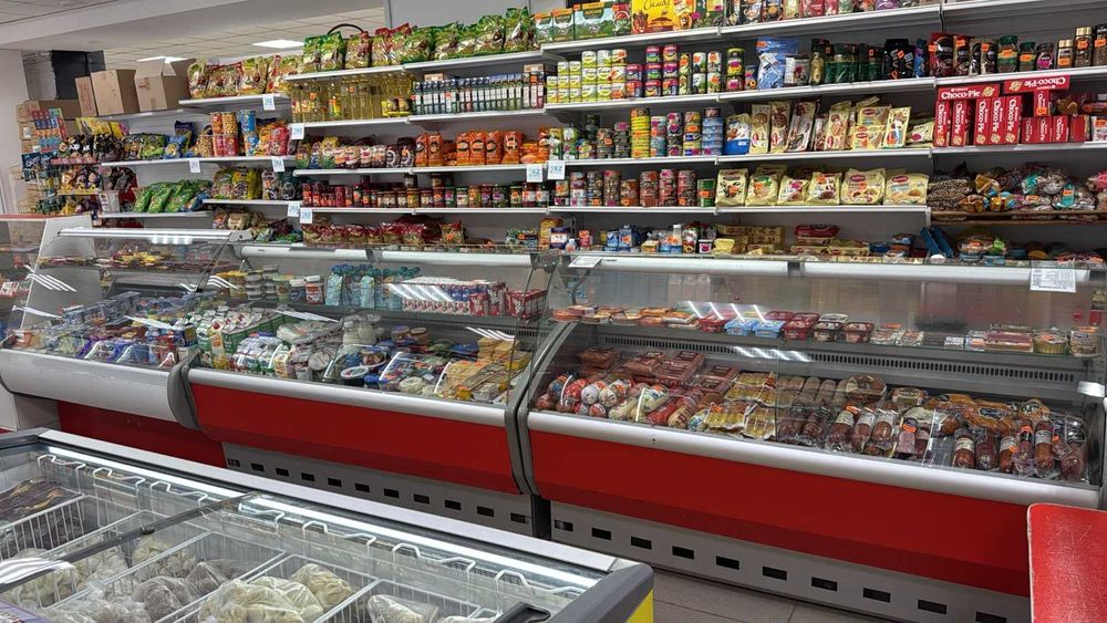 Продам витринные холодильники