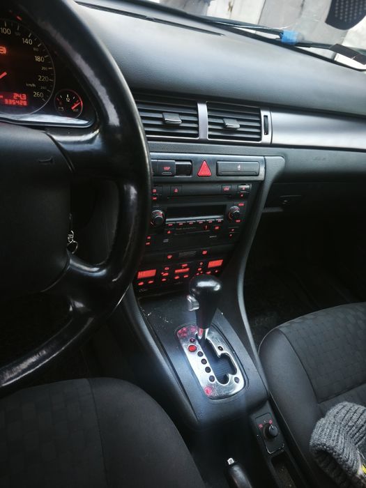 Продам Ауди А6С5 2.5 Дизель