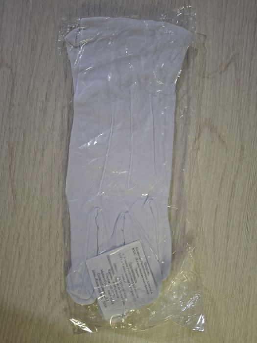 Бейсболки,Шапка(каракуль)Кашне(шарф),Перчатки (военные)