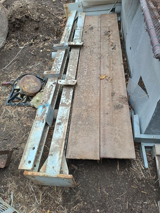 Продам недорого б/у