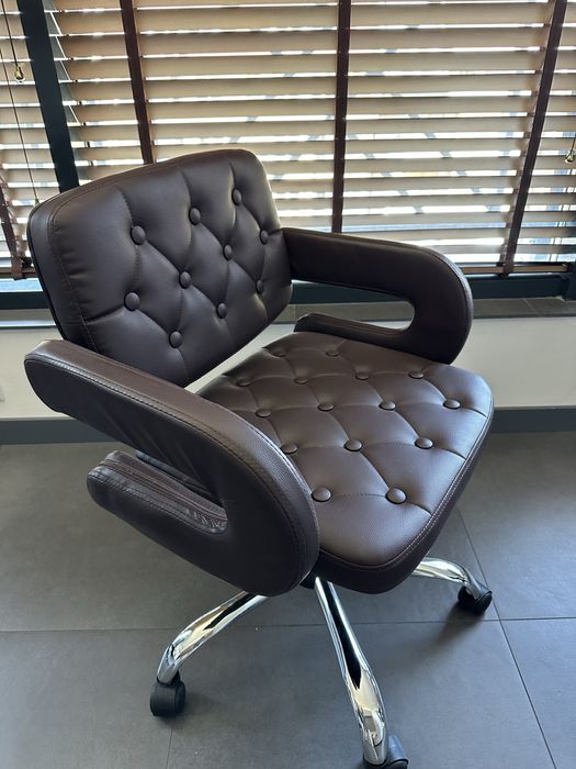 СТОЛ НА КОЛЕЛЦА VERSAY - 24м гаранция и безплатна доставка до офис