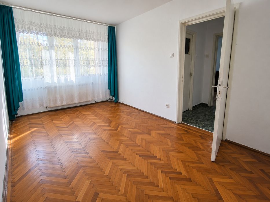 Apartament 2 camere, Parter, Cimitirului Central-Piața Sud