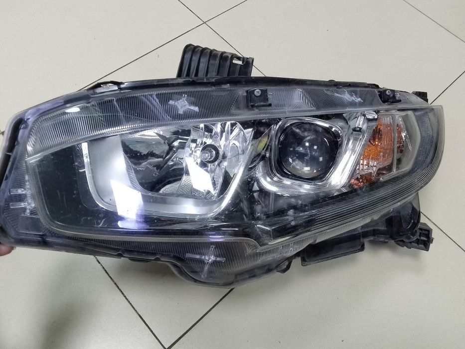 Фарове Honda Civic 10 2019