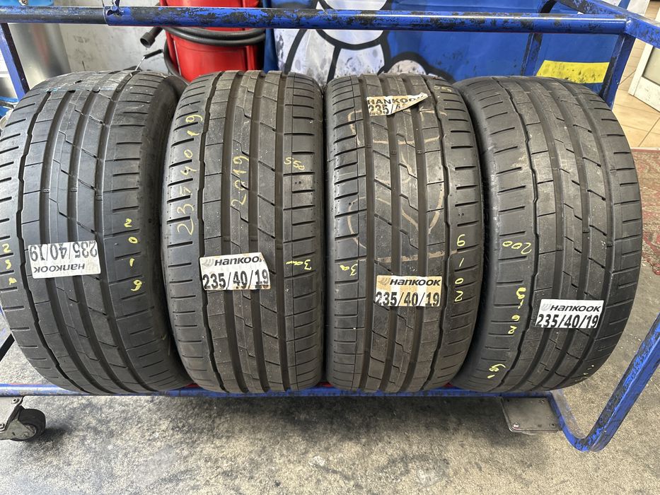 235/40/19 Hankook