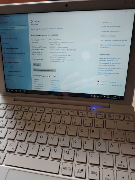 Лаптоп таблет 2в1 с Windows