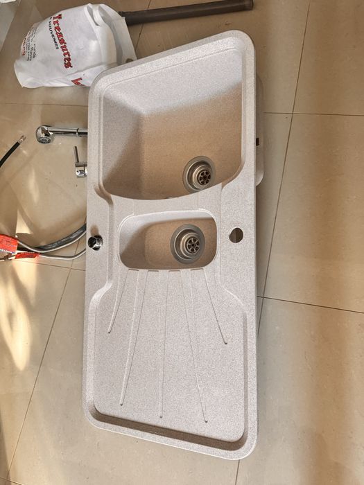 Ghiuveta granit 100 x 51 cm